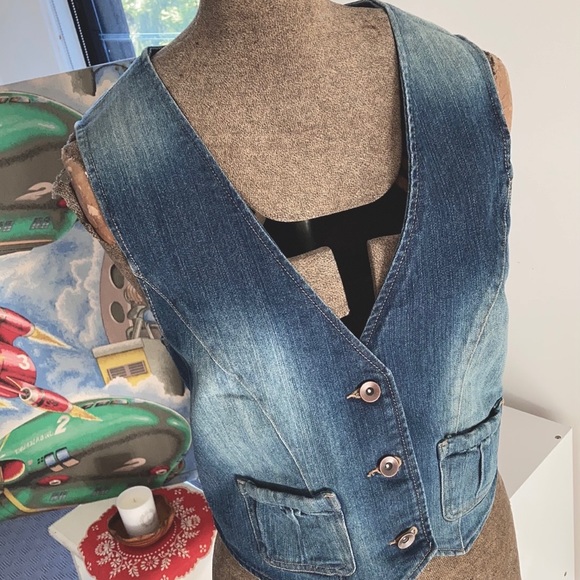XRD 70’s style Denim Vest - Picture 2 of 8
